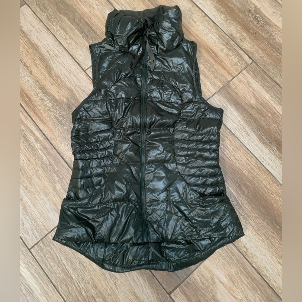 Khaki Green lululemon Puffer Vest